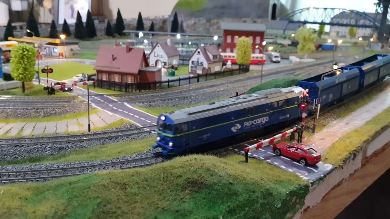 UNBOXING Rivarossi HR6522 Wagony samowyładowcze Fals PKP Cargo  Przejazd z SU46 Miłego Oglądania :)