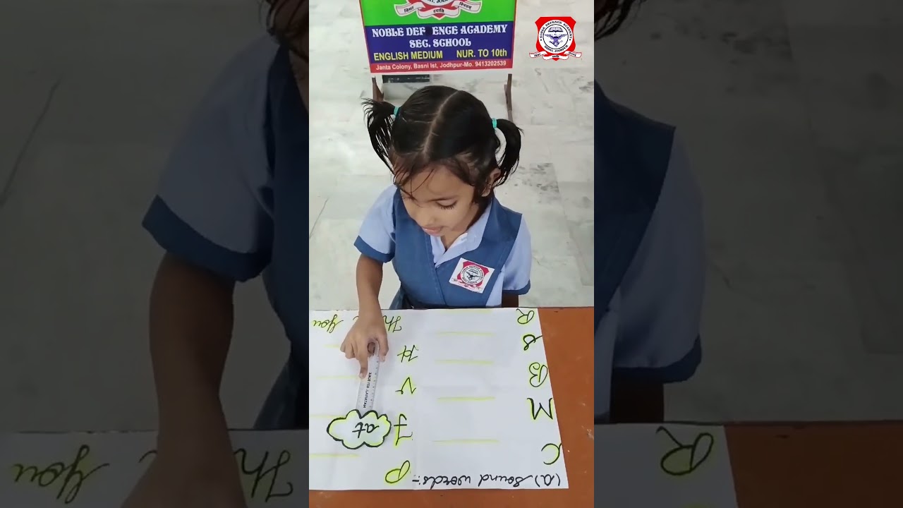 Learning through rhyme and fun! 🐱🧢🦇🎩