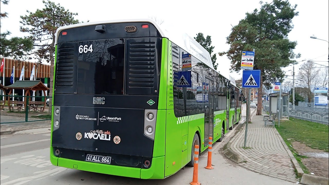 Kocaeli'de 11 ile Devran Caddesi - Doğu Kışla Arası Otobüsle Seyahat