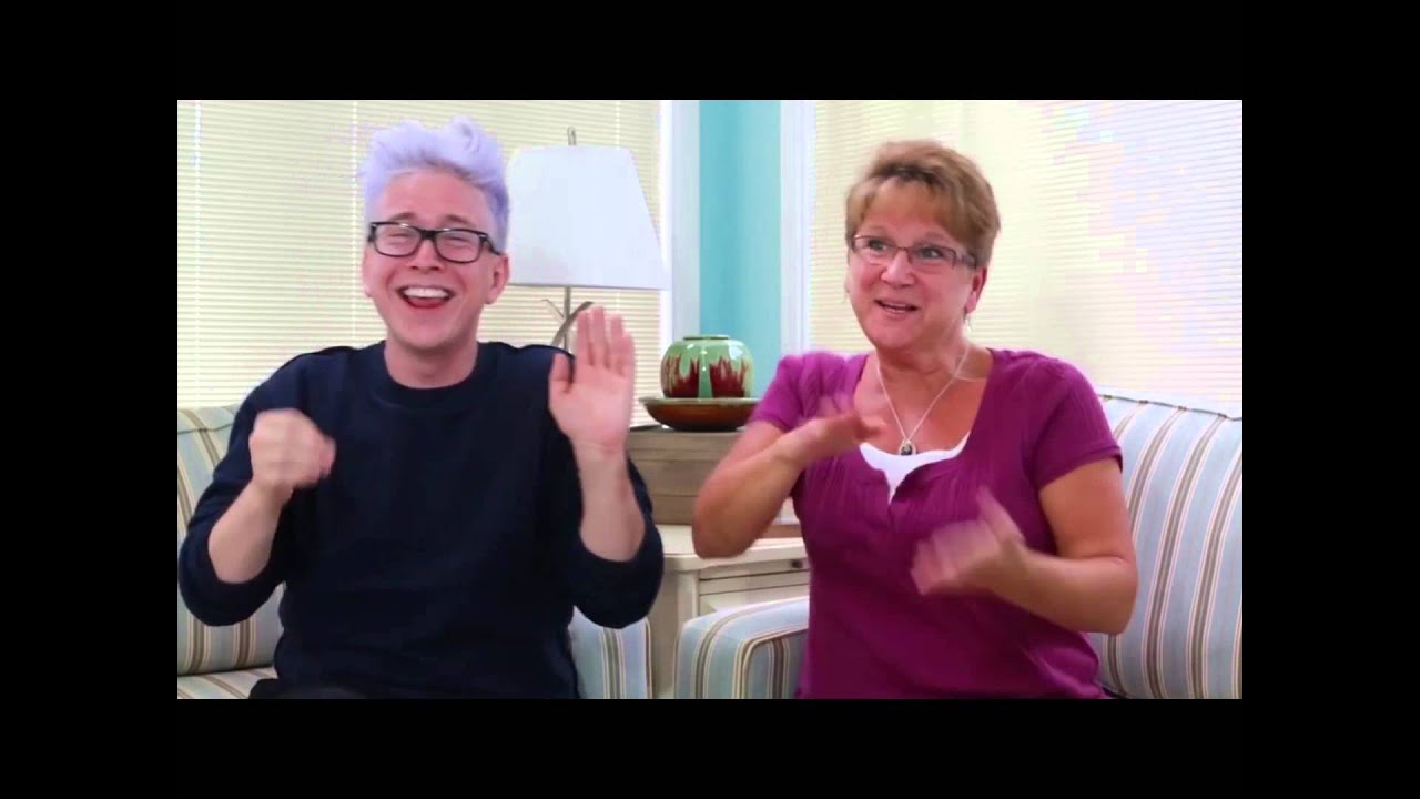 Tyler Oakley's laugh compilation !!!