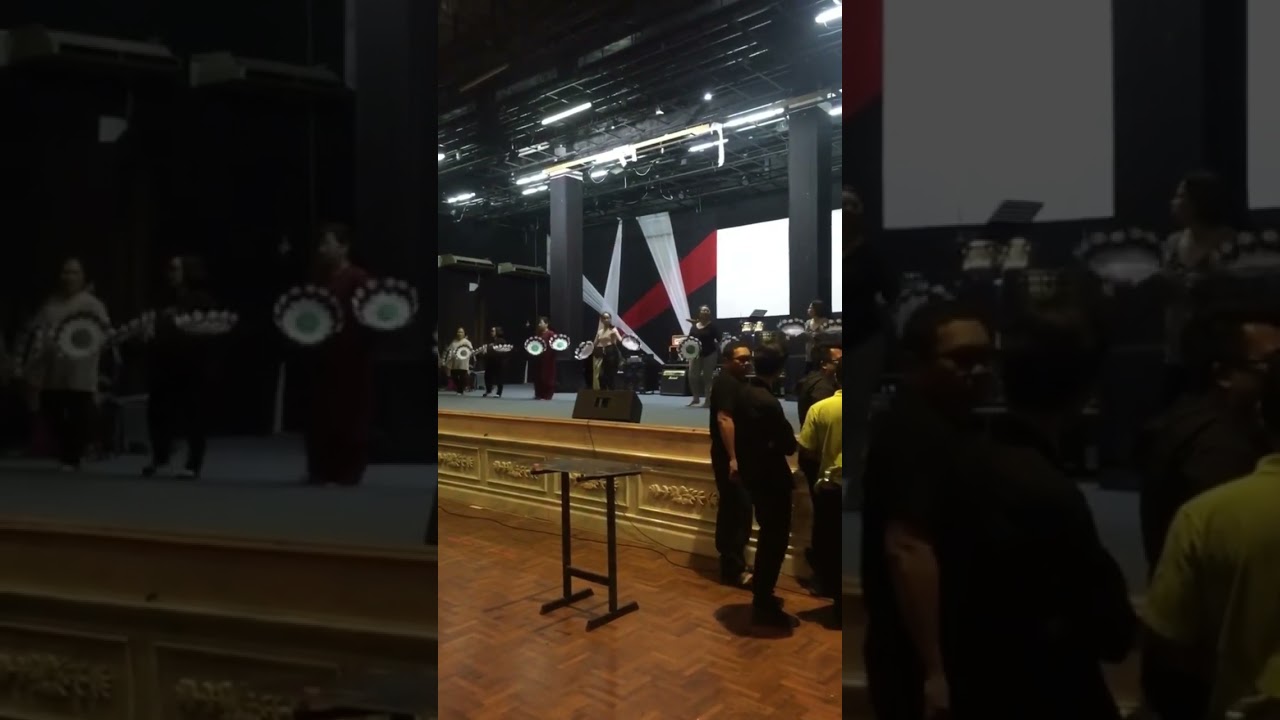 Bidayuh and Orang Ulu dance practise. #bidayuh #orangulu #sarawak #traditional #trend