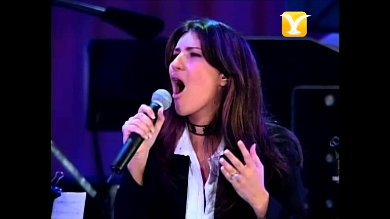Laura Pausini, Medley de Canciones en Italiano, Festival de Viña 1997