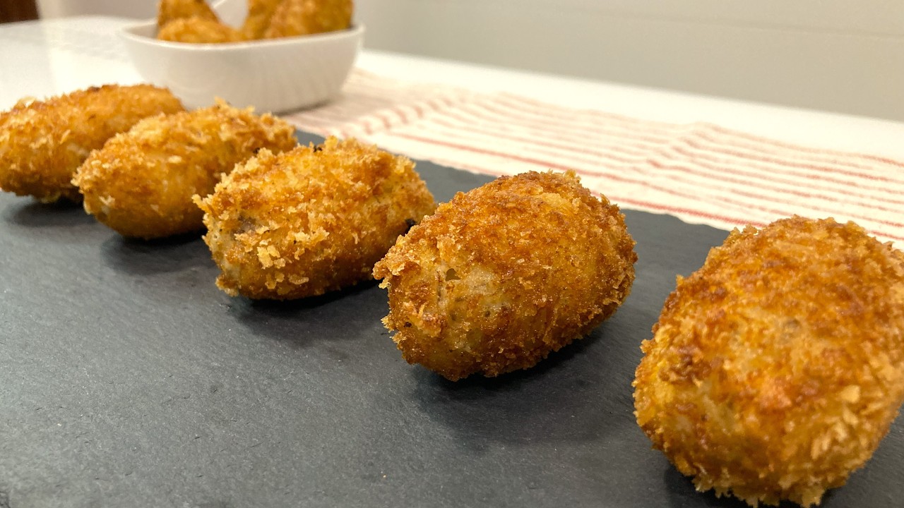 LAS MEJORES CROQUETAS QUE VAS A PROBAR ,CROQUETAS DE BOLETUS Y TRUFA NEGRA .