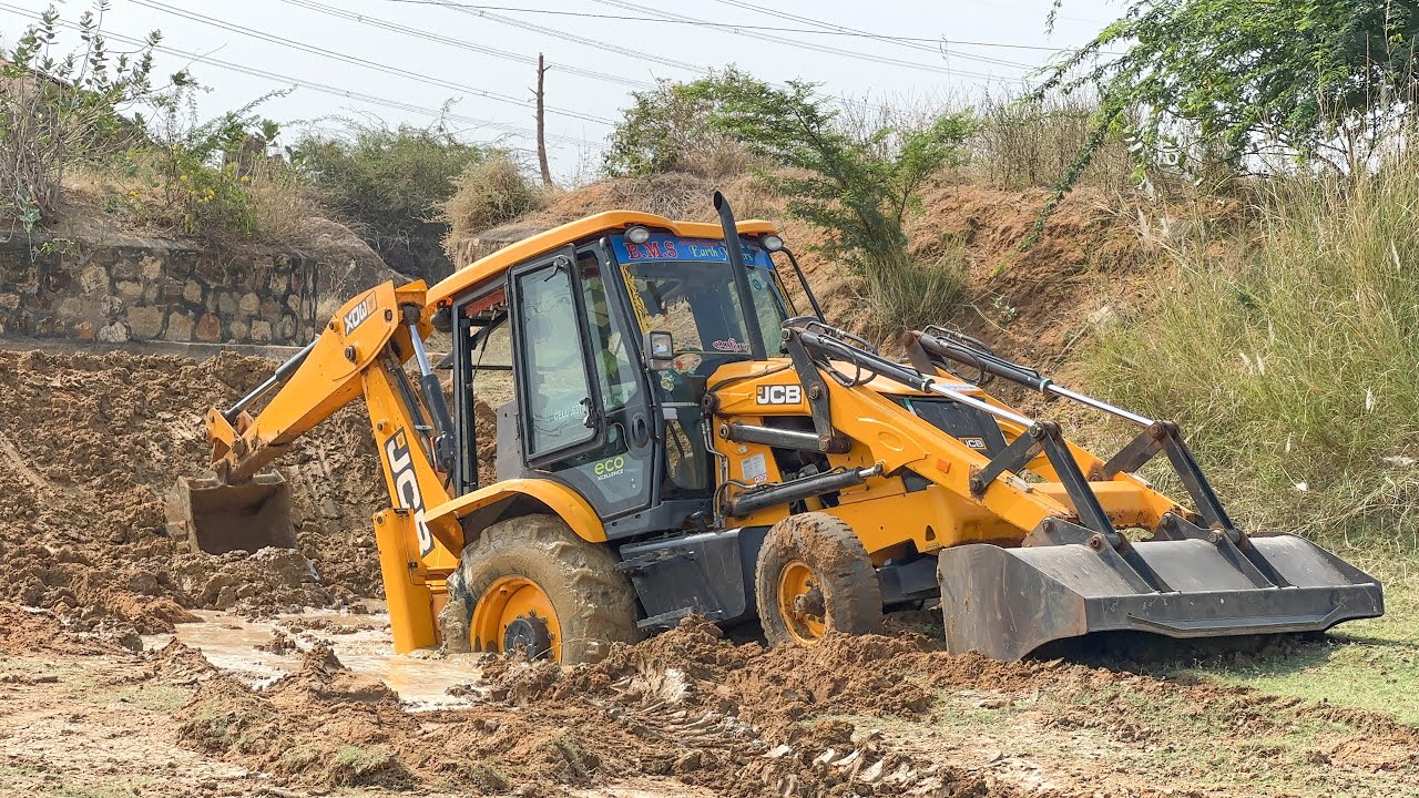 JCB 3DX Going to Making Strong Shore of Pond for Prevent Wastage Pond Water | jcb video