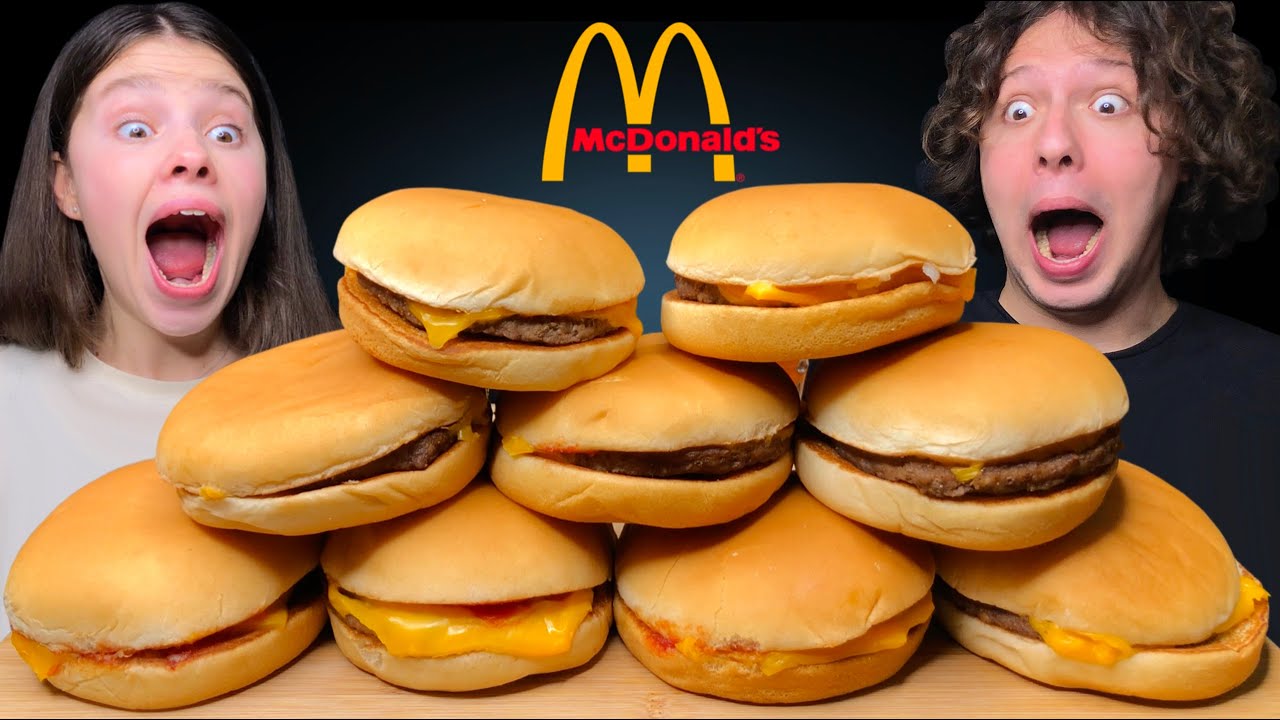 ASMR 9 Chesseburgers Challenge! Mukbang Eating Sounds 먹방 Tati ASMR