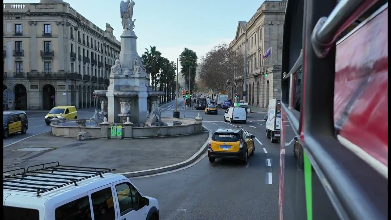 Barcelona Hop On Hop Off Tour With DJI OSMO POCKET 3