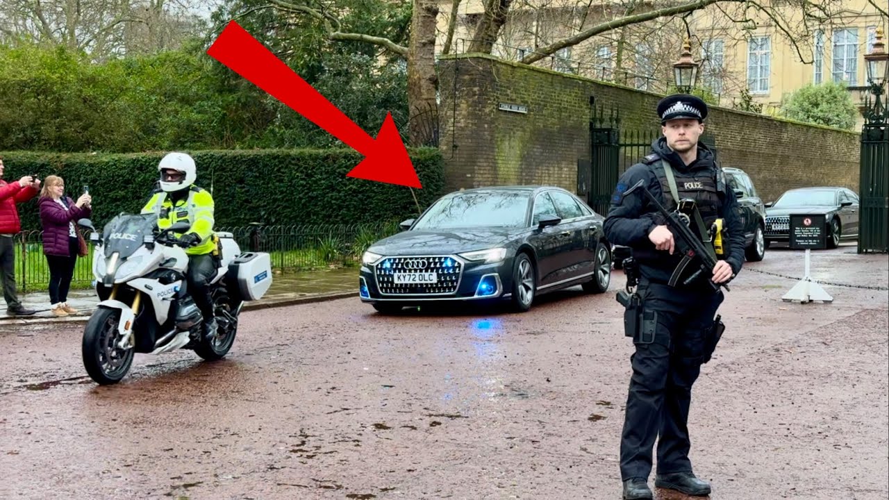 Extra surprise for everyone as Royal car rushes out of Clarence House ￼