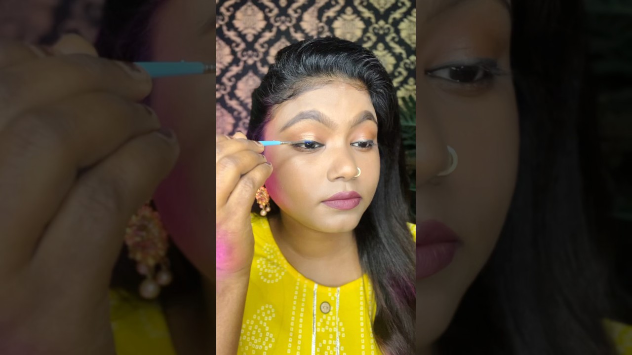 DIY Eyeliner Hack | Perfect Winged Liner at Home 💄