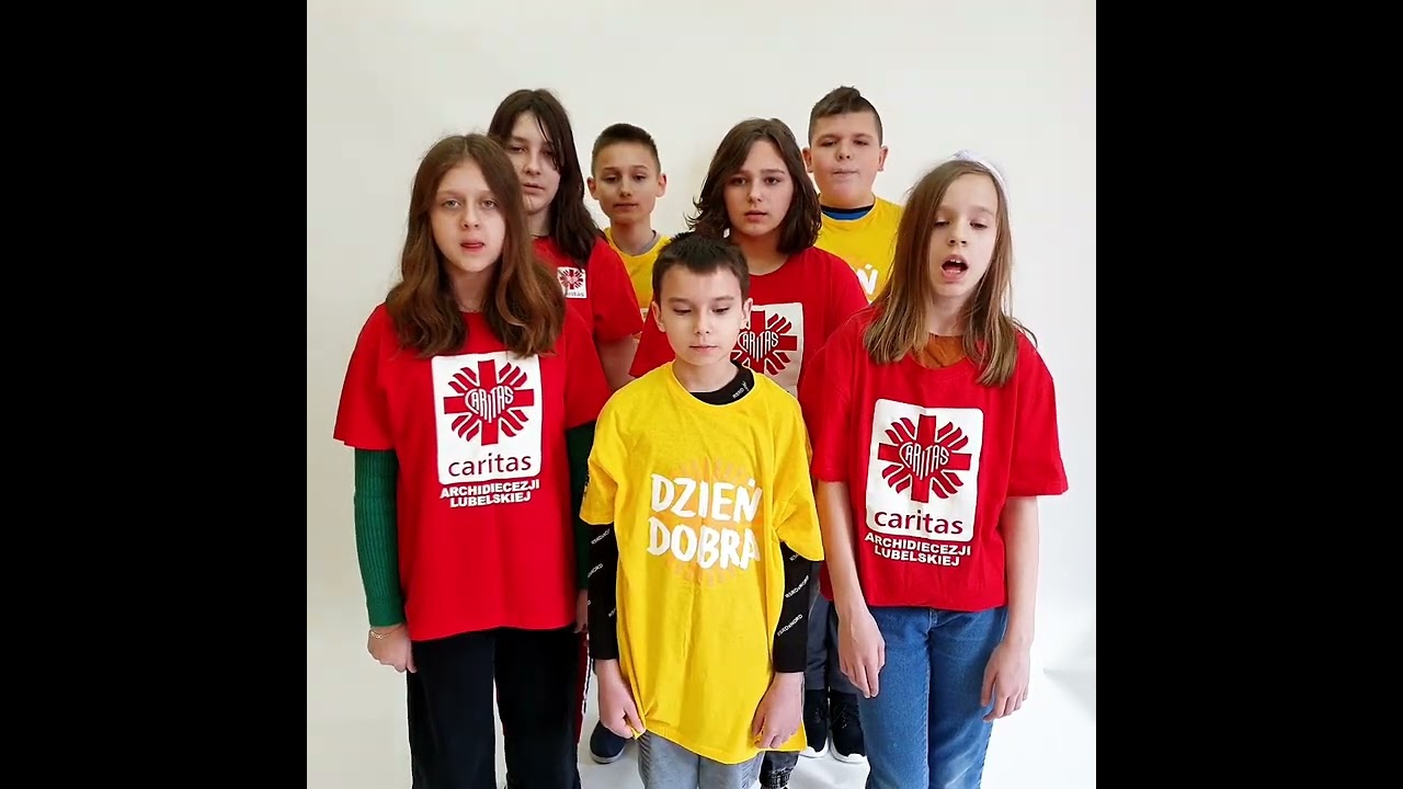 Piosenka o pomaganiu ludziom - uczniowie Szkoły Podstawowej im. Jana Pawła II w Czułczycach