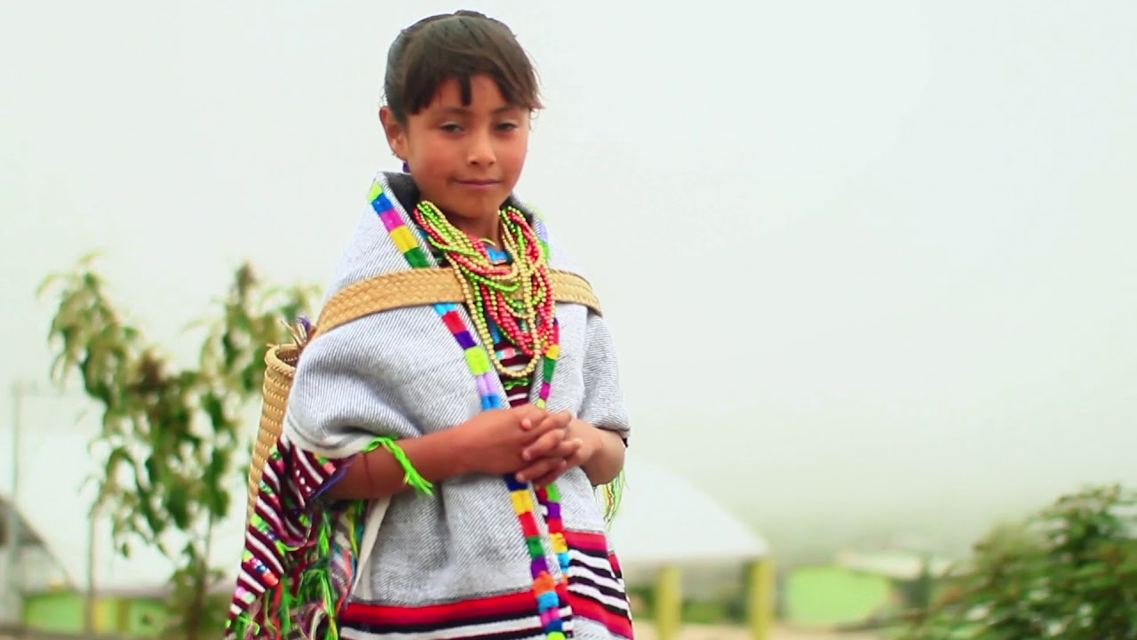 LA NIÑA BONITA  CD.NÚMERO 15
