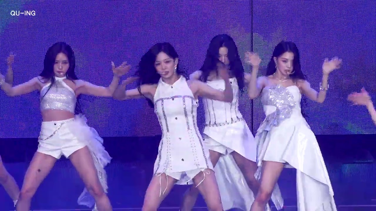240128 'Attitude' 프로미스나인 이채영 직캠 (fromis_9 chaeyoung Concert fancam)