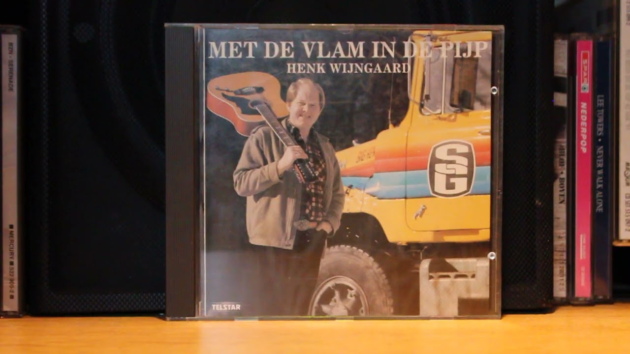 Henk Wijngaard met muziek en zang