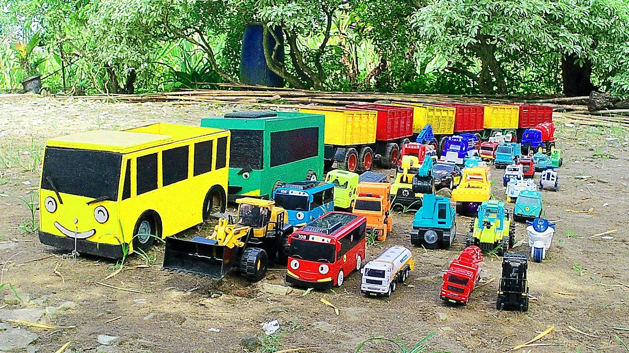 Mobil Mobilan Truk Panjang, Truk Molen, Mobil Balap, Truk Pasir, Excavator, Ambulans, Pesawat, Tank