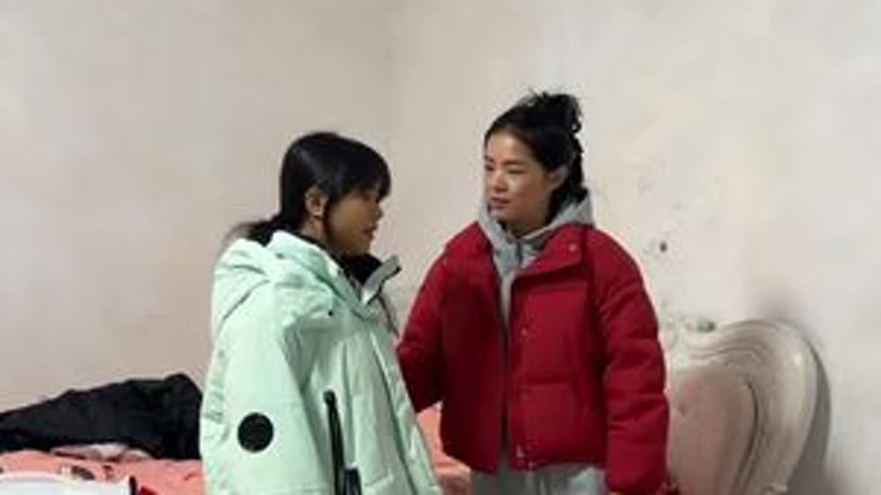 丢下两个孩子不管，独自一个人回娘家生活，没想到我妈却这样对我，大女儿也过来找我了#宝妈 #记录生活 #日常vlog #婚姻