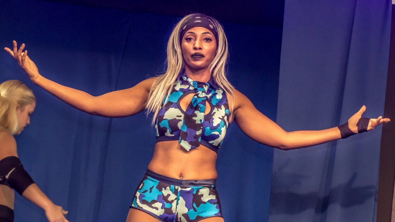 Solo Darling vs. Ivory Robin (Free Match) - Women's Wrestling