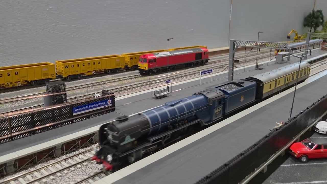 The Great Electric Train show 2025. #train #accurascale #cavalex #modelrailways