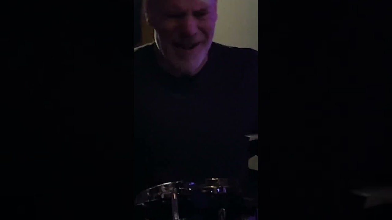 Urban Unit Live at Three Drunkards Bucharest (Kusak & Pop)