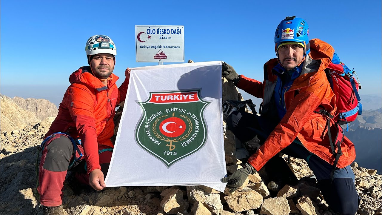Hakkari Cilo Reşko Uludoruk 4.135 mt zirve tırmanışı (Şehit ve Gazilerimize armağan)