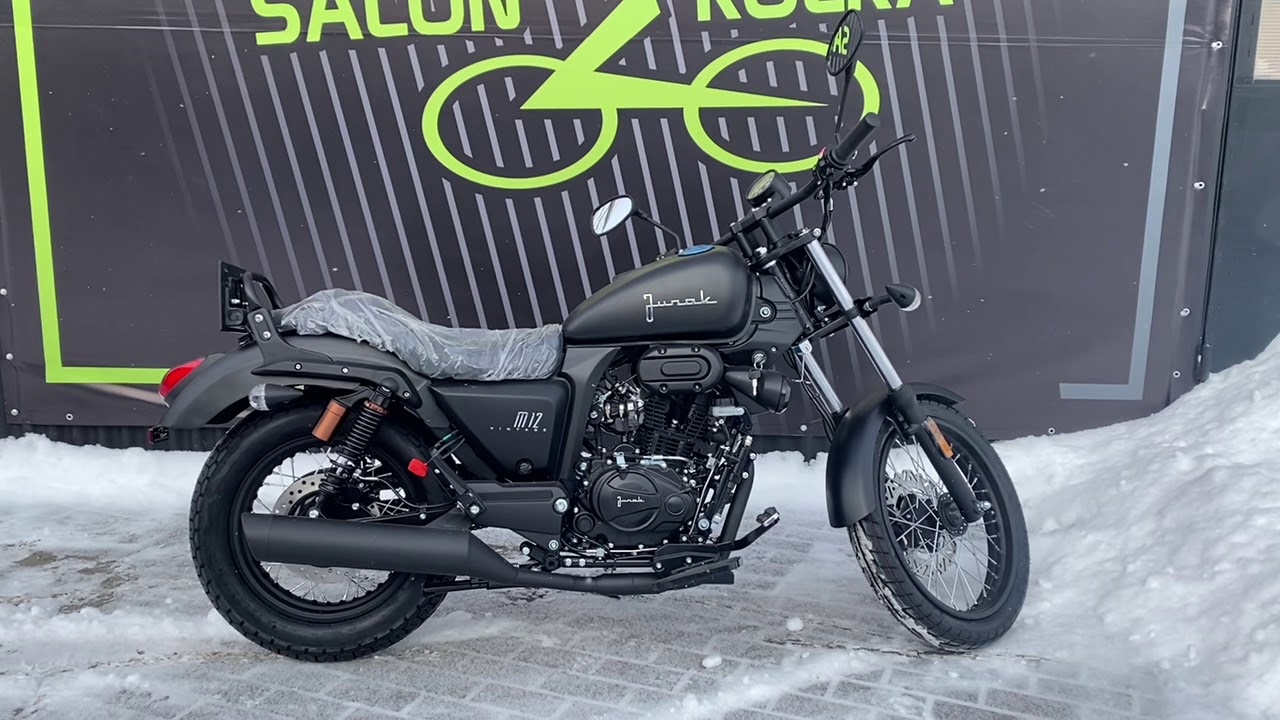 Motocykl Junak M12 Vintage 125cc w kolorze czarnym - prezentacja motocykla #salon2kolka.pl