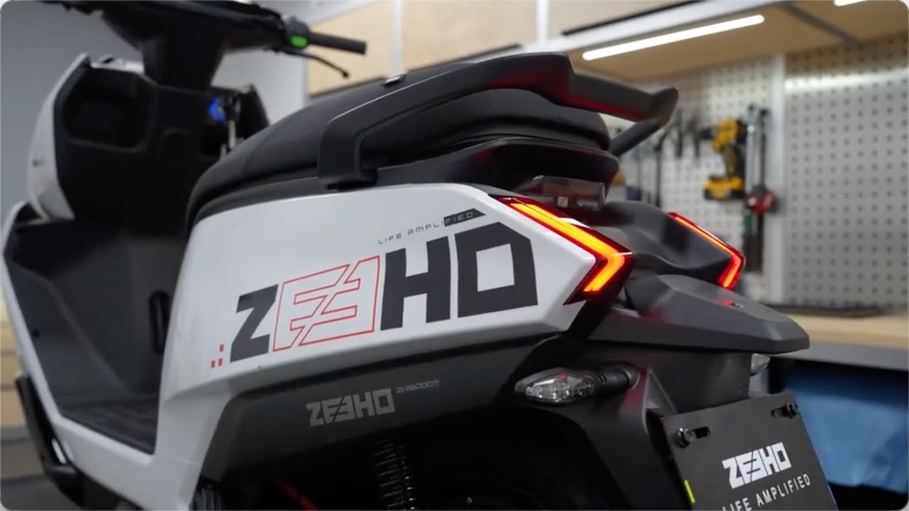 ZEEHO AE4 Shell Disassembly Tutorial