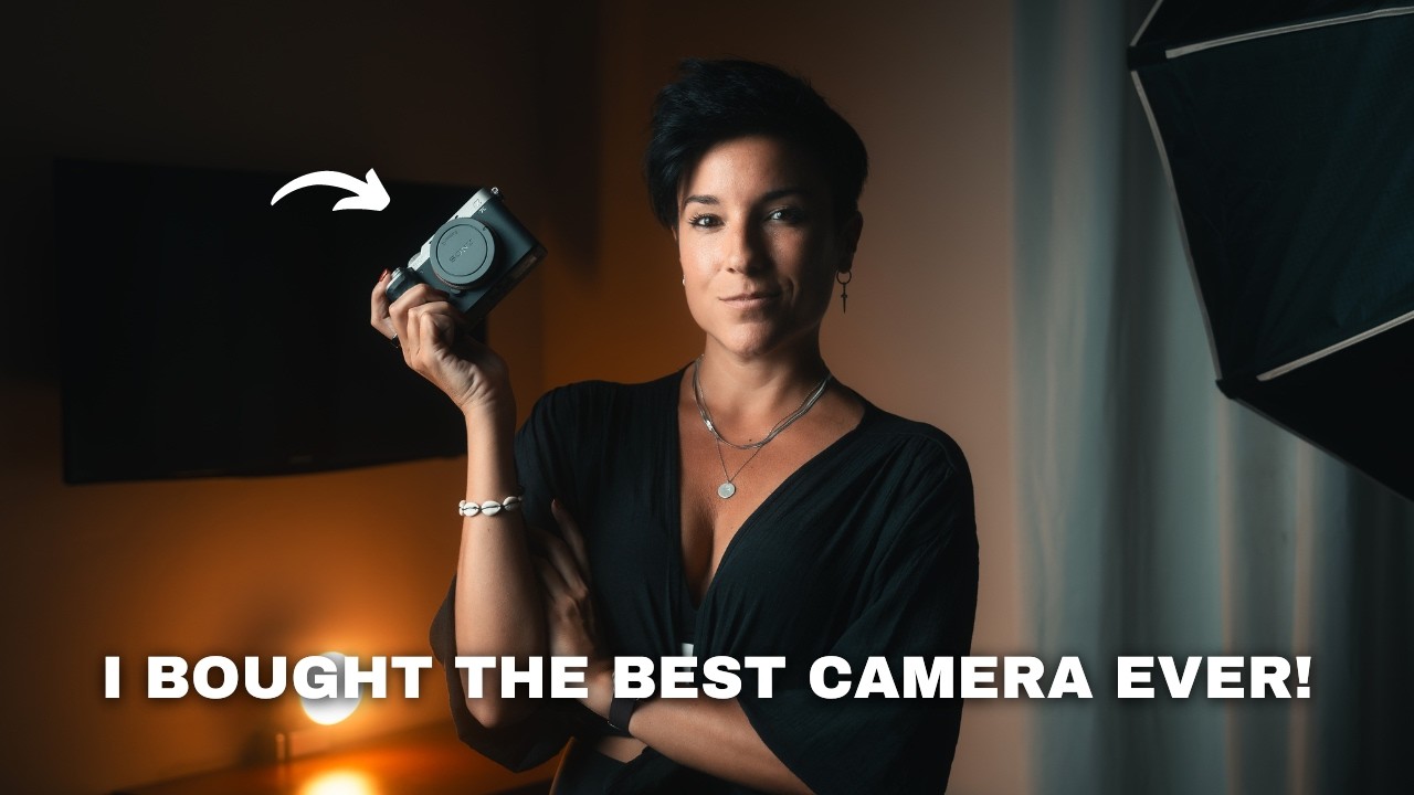 I Found the PERFECT Minimalist Vlogging Gear as a Photographer Who Travels A LOT (BEST for 2025!)