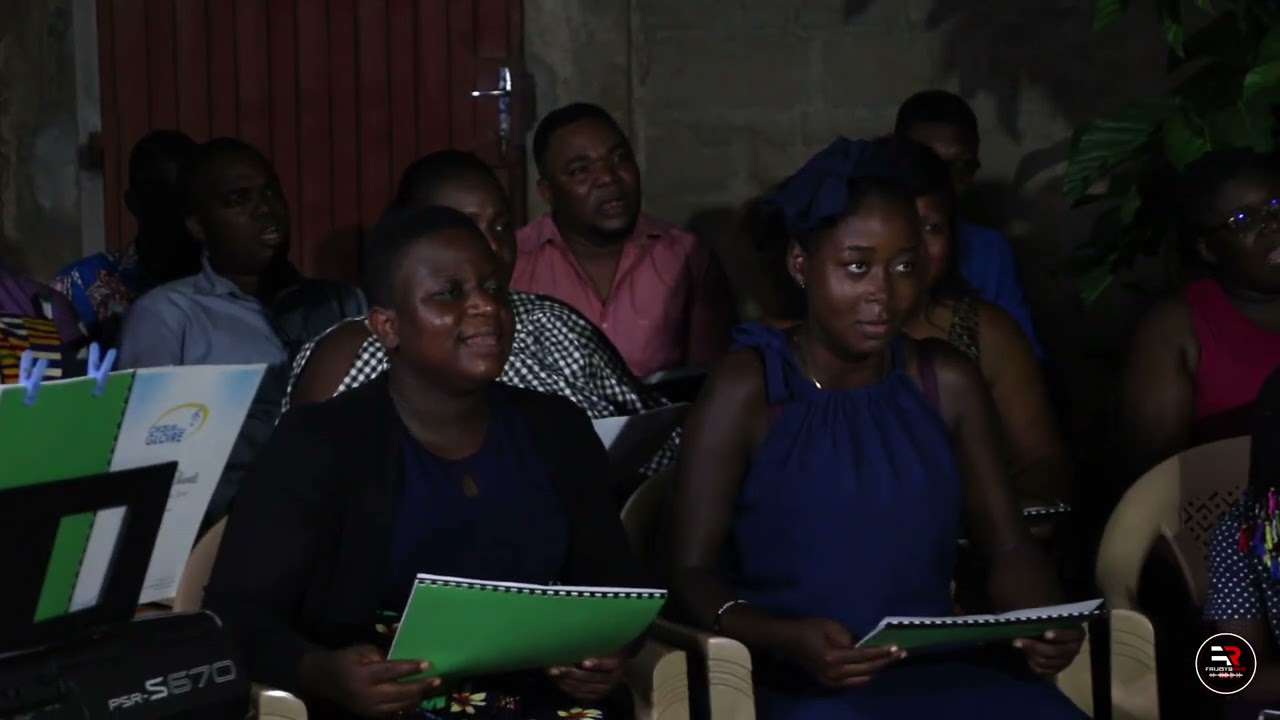 Yesu kplom yi Golgata (Cantique Ewé EEPT N°153) exécuté par le Choeur de la Gloire-Togo