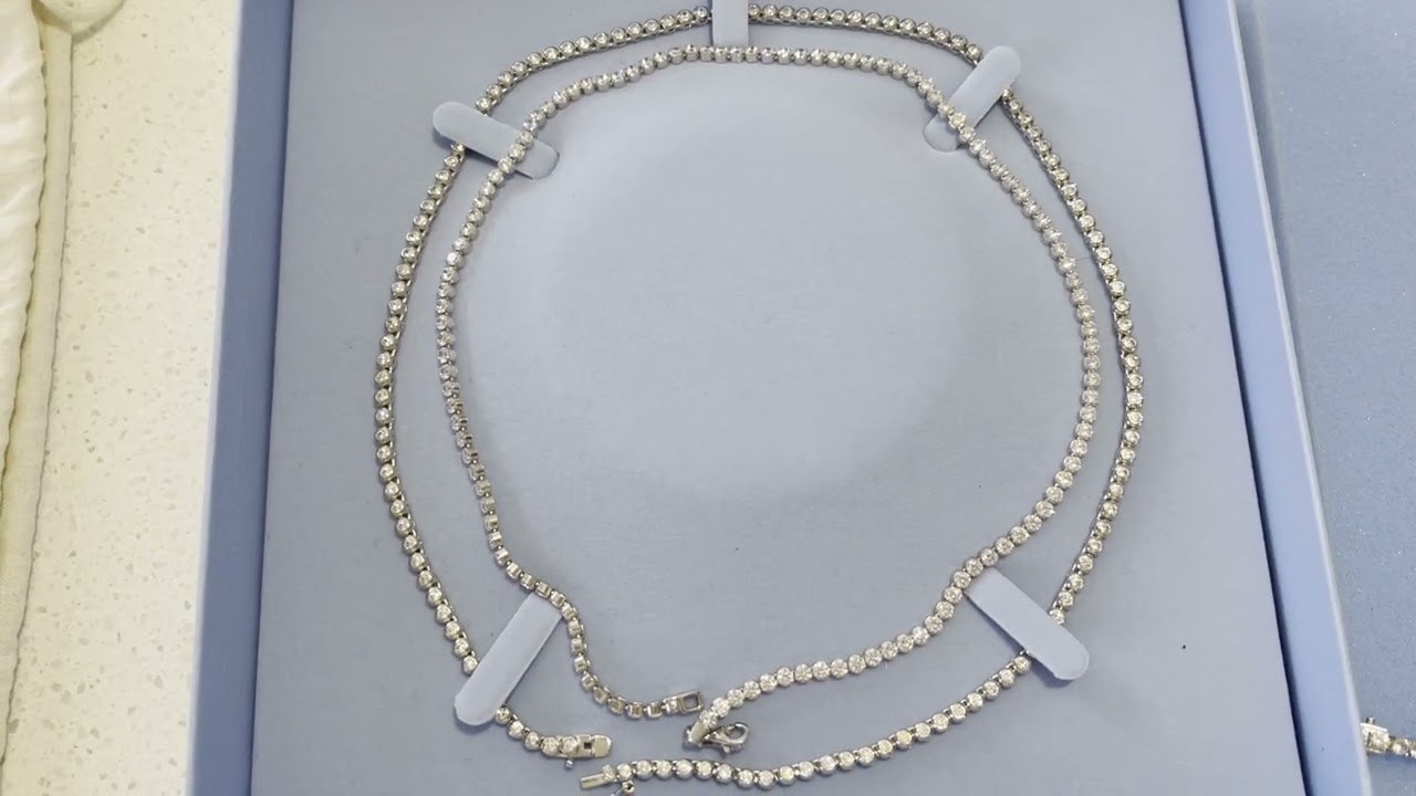 Swarovski & tennis style
