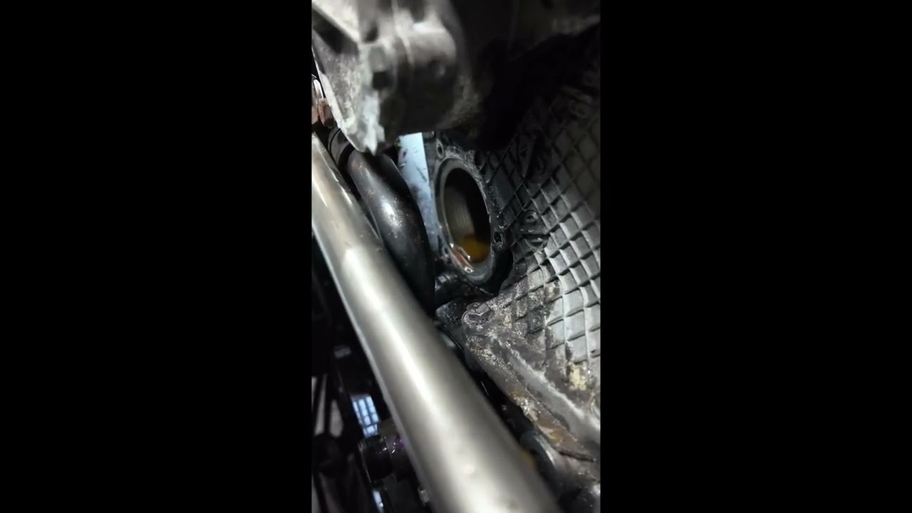 Thermostat Issue and swap on my  #rangerover #rangeroverp38a 2.5DSE