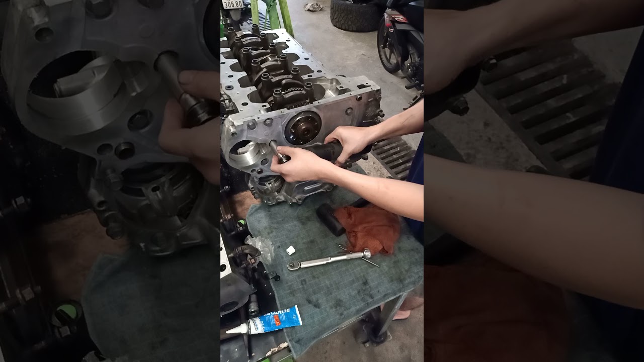 ENGINE VW TOUAREG (T5) 2.5 TDI TURBO part 1