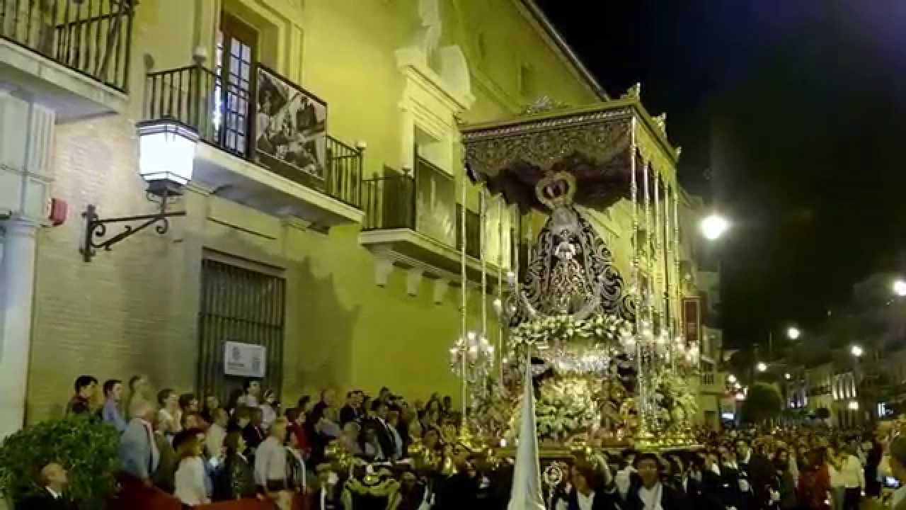 NUESTRA SEÑORA DE LOS DOLORES CORONADA POR TRIBUNA -- JUEVES SANTO - ANTEQUERA 2014