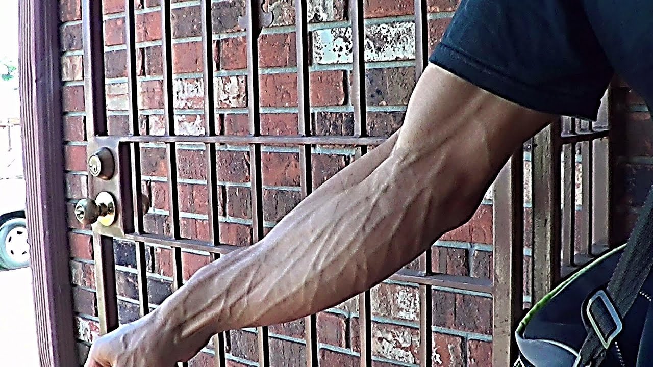 Extremely Fit, Vascular & Dry - Natural Pro Ivan Blazquez