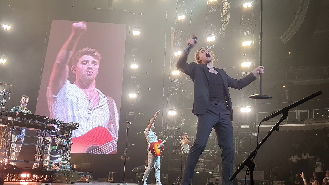 Chainsmokers & 5 Seconds of summer - Who do you love (Chicago 4 de octubre de 2019)