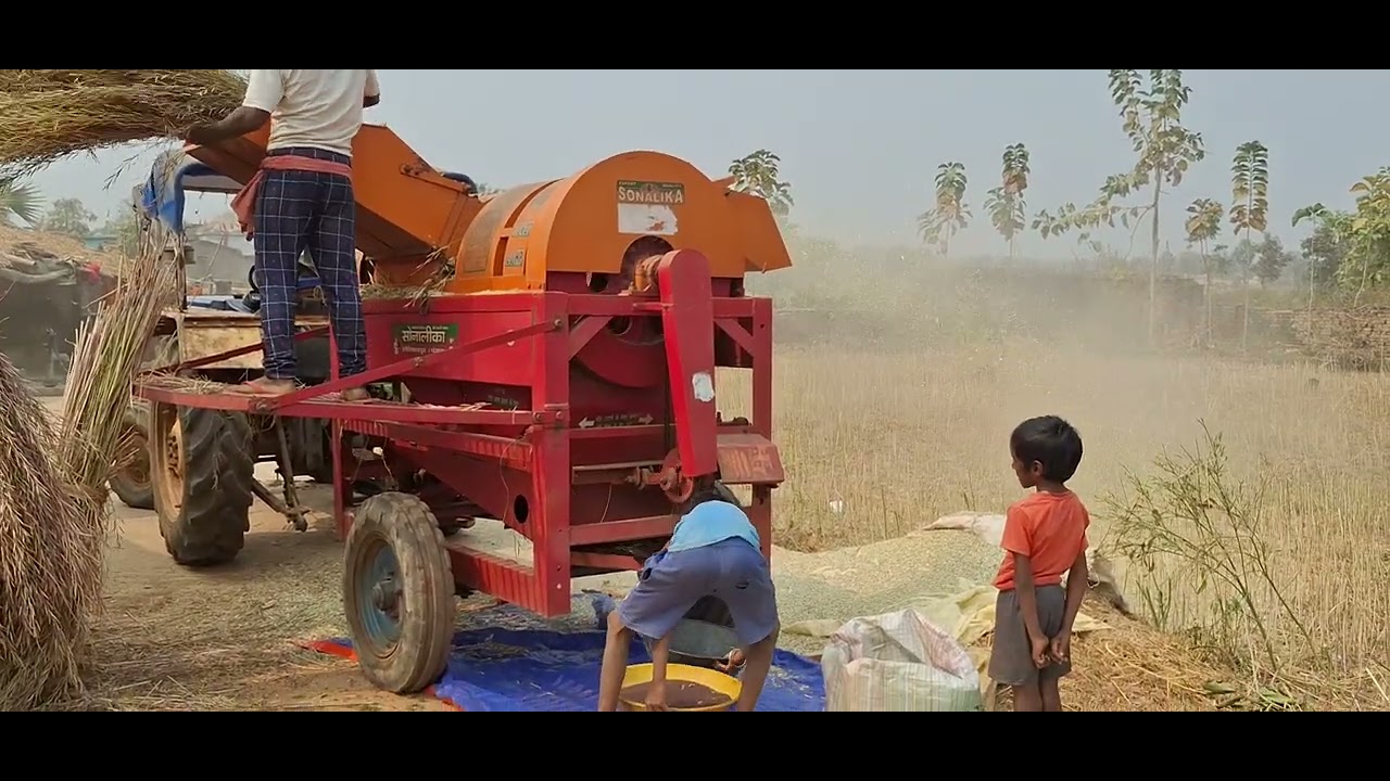 20 hp thresher solalika😇😇/ 20 एचपी थ्रेशर Sonali का  ? HP threshar sonalika powered 12 acclater 😇😇🥰🥰