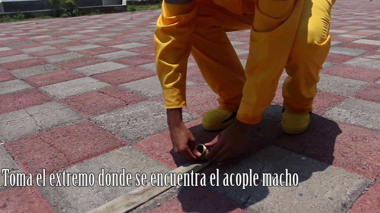 ENROLLE DE LA MANGUERA DE BOMBERO