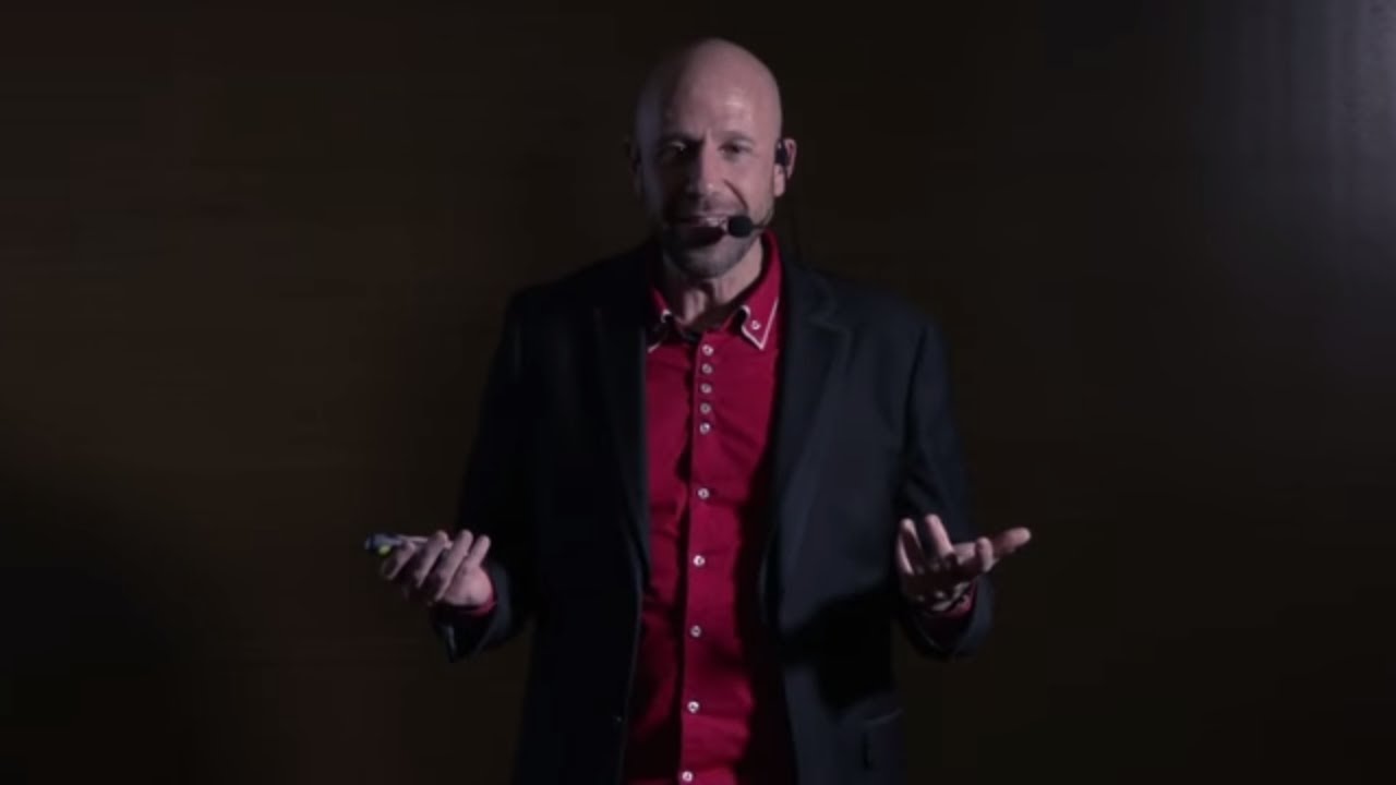 RSE: Responsabilidad Social EMOCIONAL | Eduard Quintana | TEDxSaintLouisUniversityMadrid