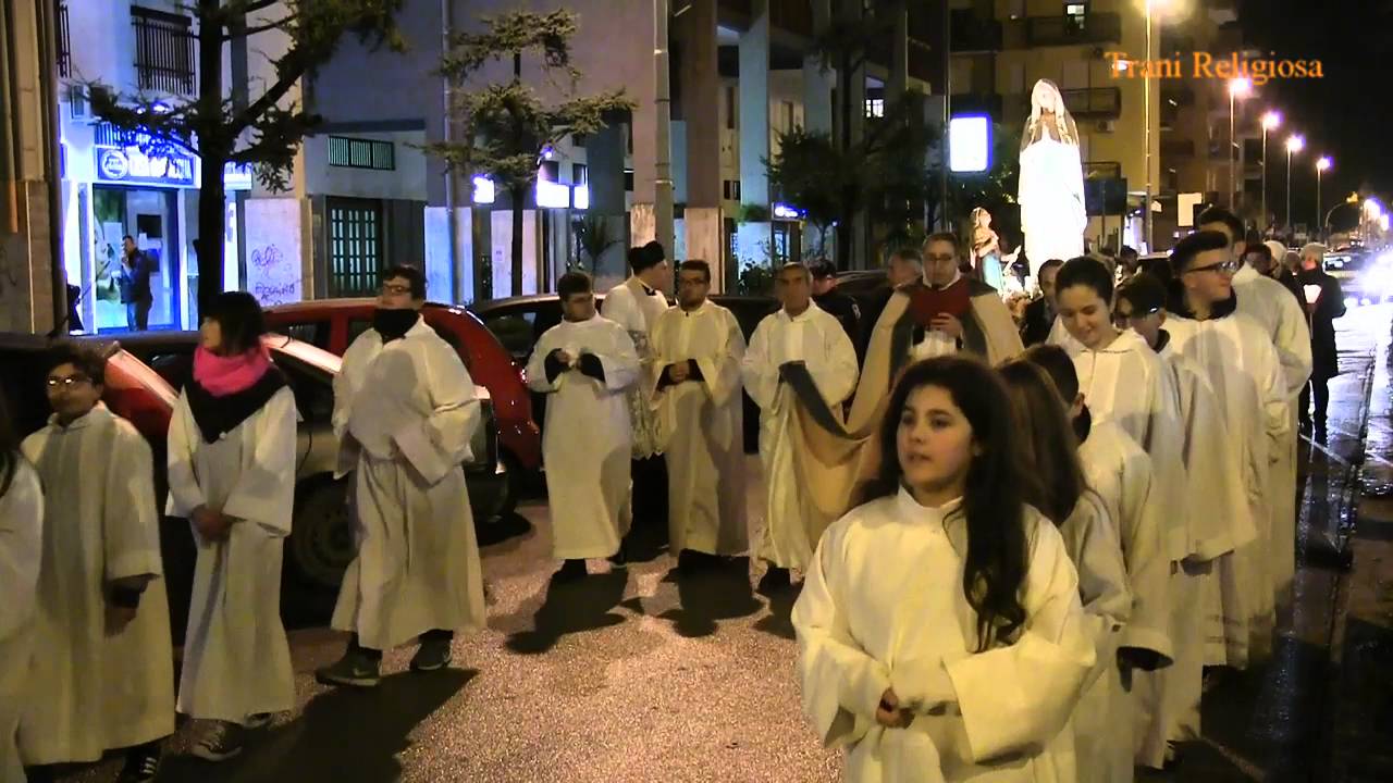 TRANI - Processione MADONNA di LOURDES