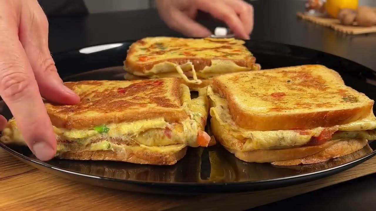 🍳 5-Minute Egg Toast Breakfast 😱 Simple, Quick & Delicious!