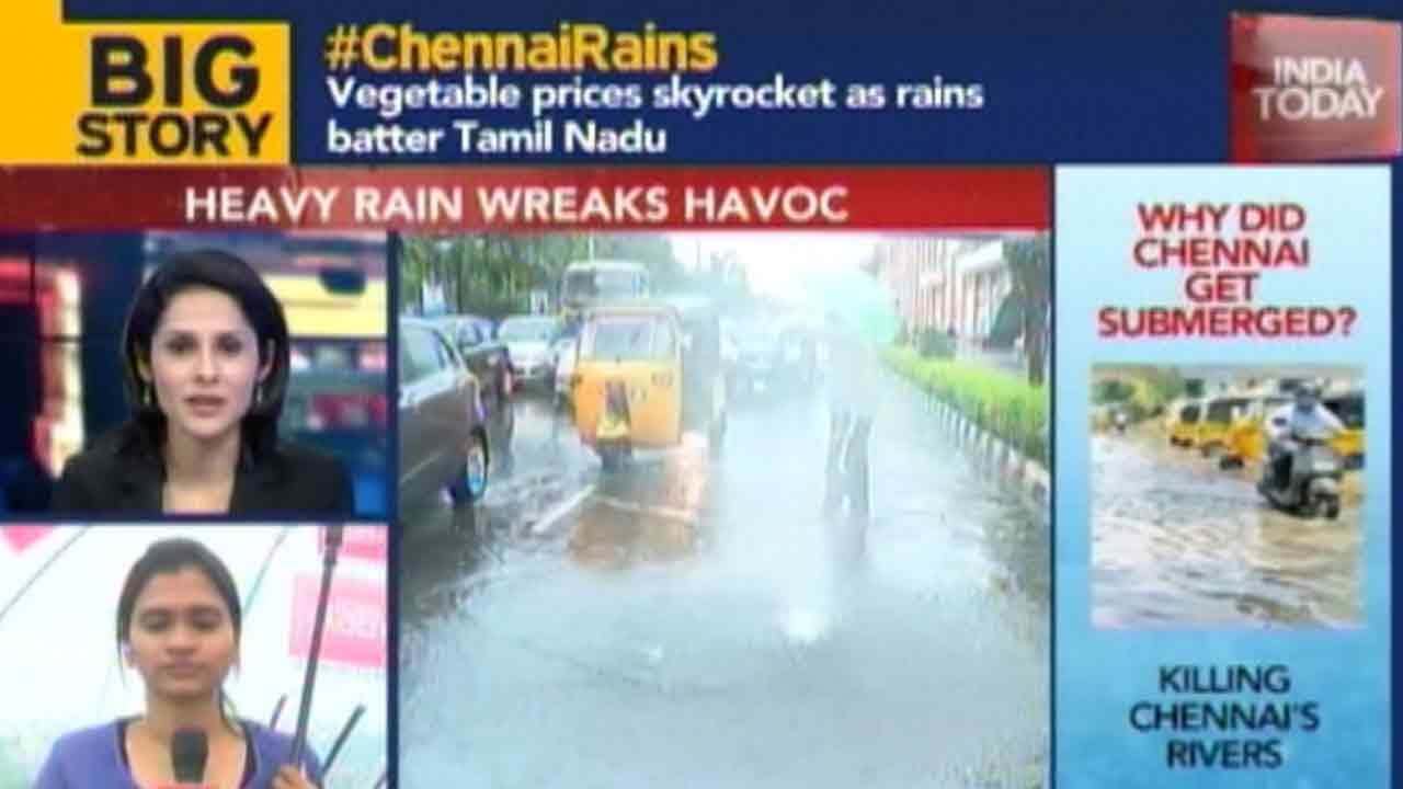 Crater At Major Traffic Junction In Chennai Due To Heavy Rains