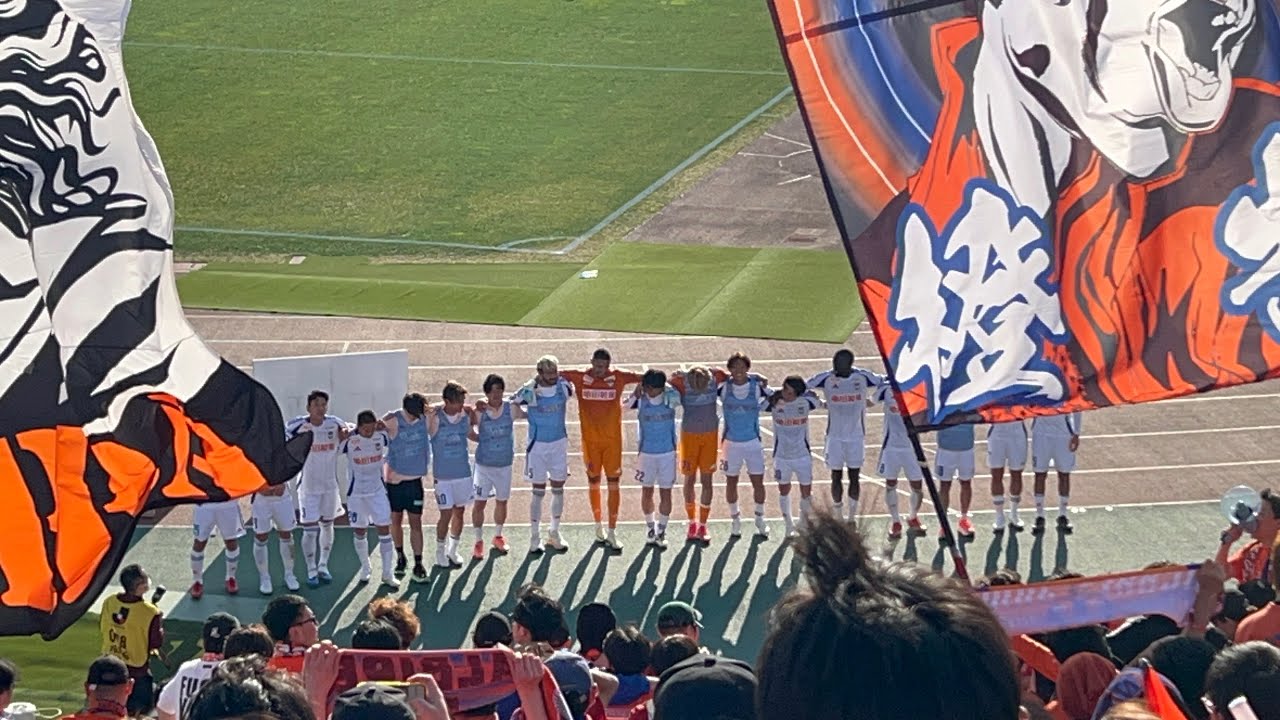 アルビレックス新潟対カマタマーレ讃岐戦　3-0快勝後の挨拶とハルヲスイング