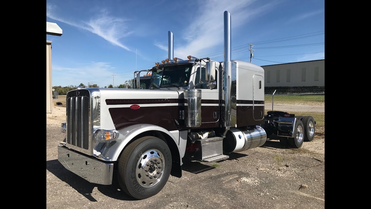 2018 Peterbilt 389 Silver & Black Cherry Left Lane Flat Top Hot Rod
