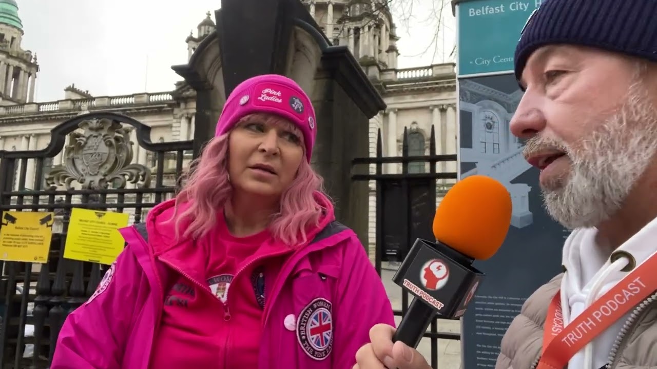 Основательница организации British Women First Pink Lady посетила Белфаст
