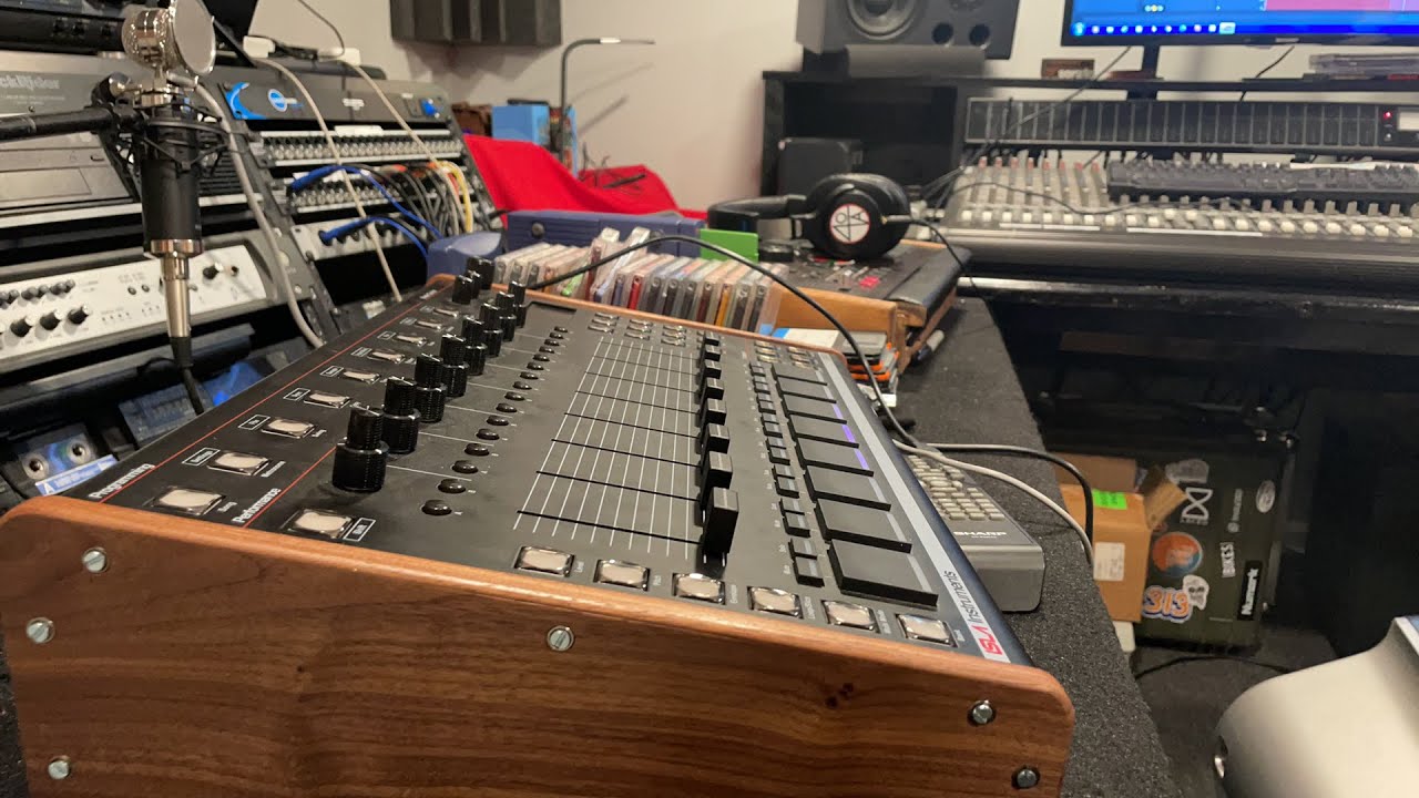 Making a beat on the S2400