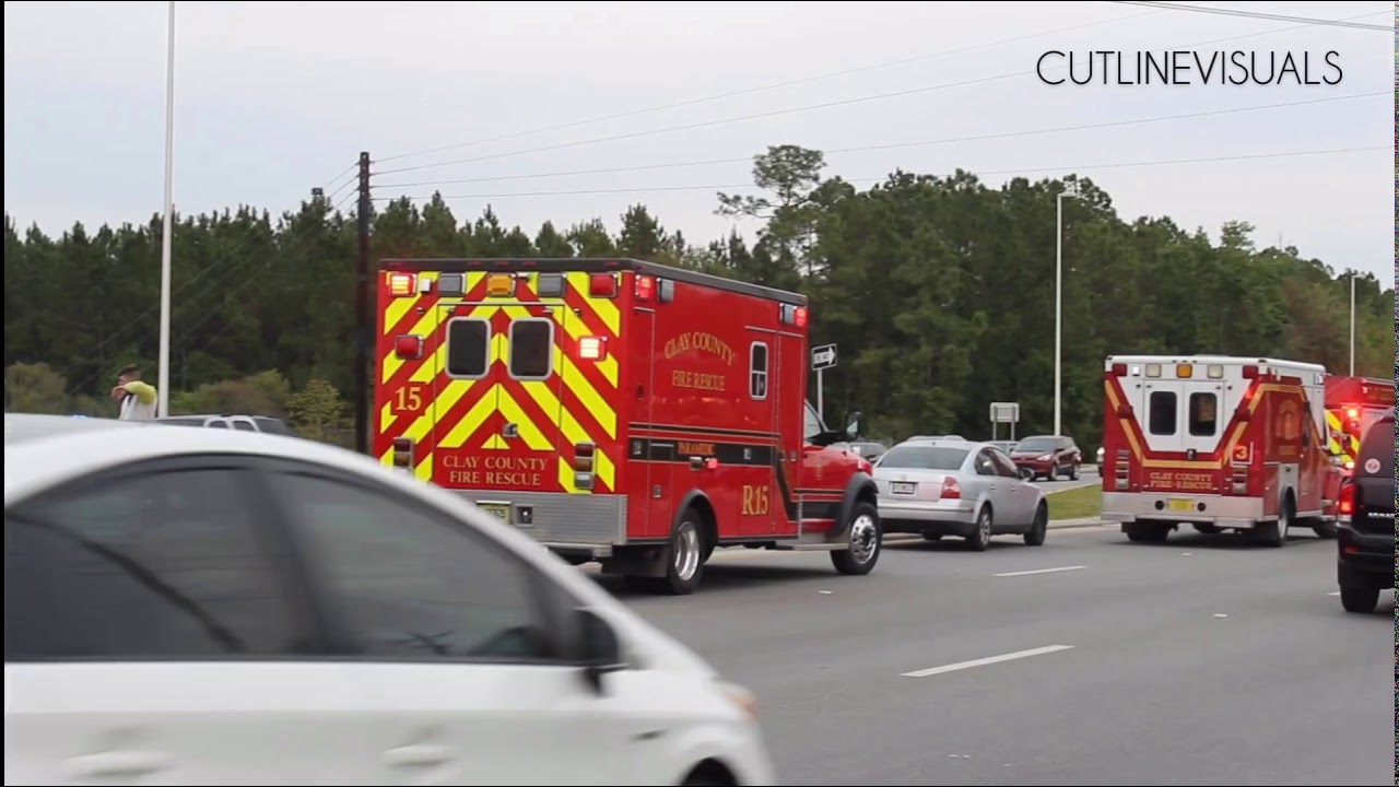 Multiple vehicle crash with Extrication
