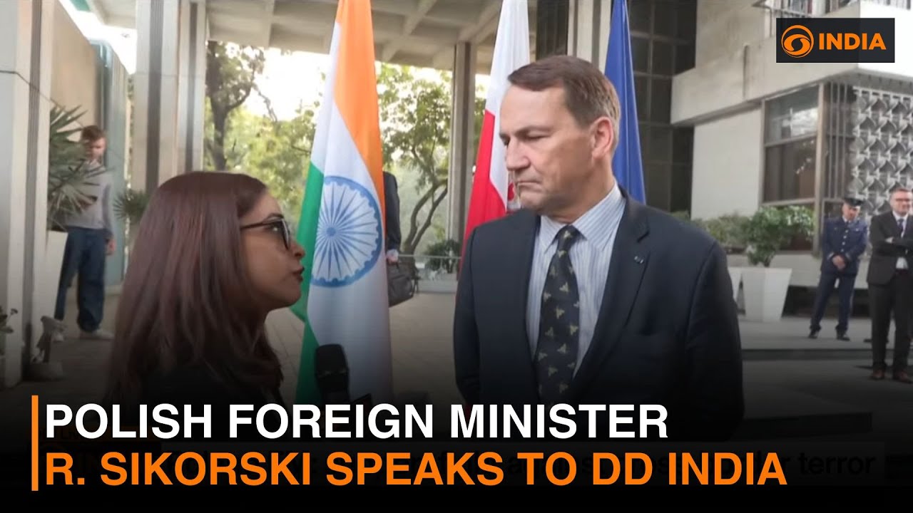 Polish Foreign Minister R. Sikorski speaks to DD India