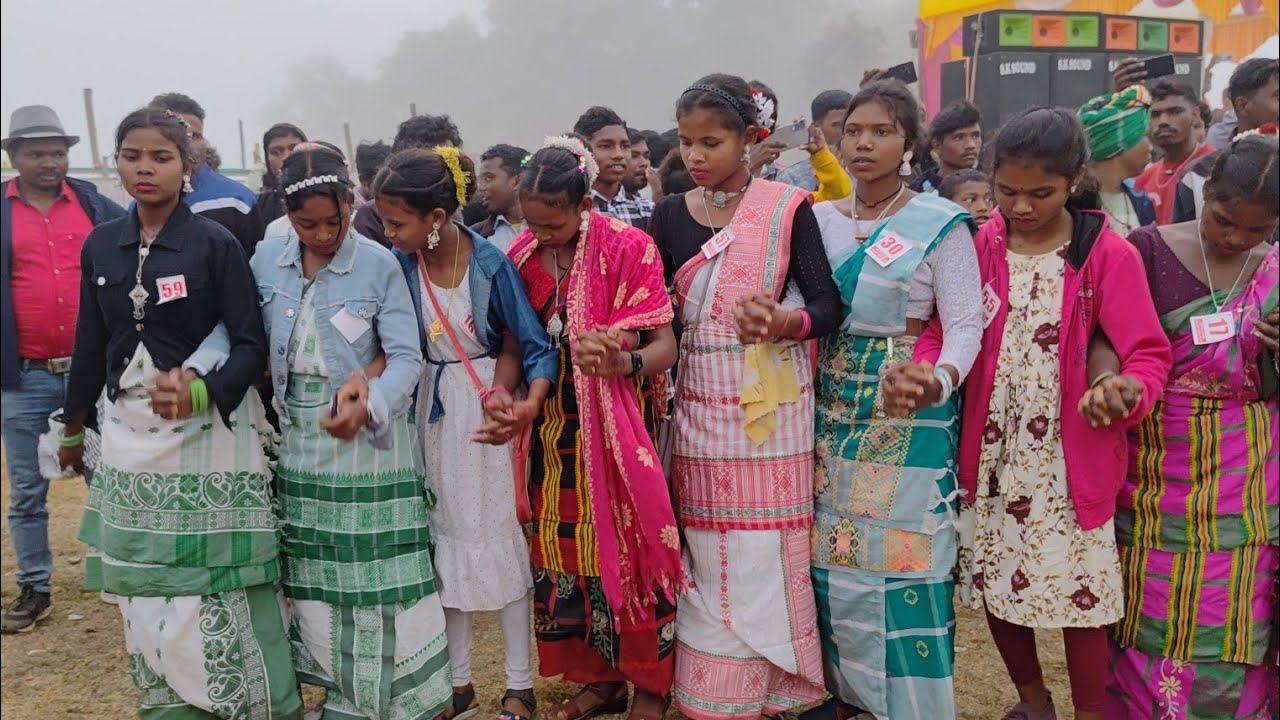 URMA DJ LANGRE ANECH NEW SANTALI VIDEO BALARAMPUR RAGANATHDIH DAHARDIH GHATBERA KEROWA RATANDIH.    