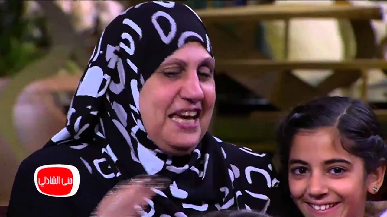معكم منى الشاذلي - شاهد لحظة حضور بنات الحاجة فتحية ودموع الفرح