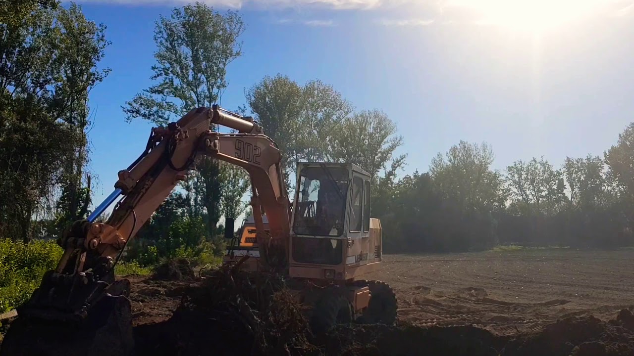 Liebherr 902