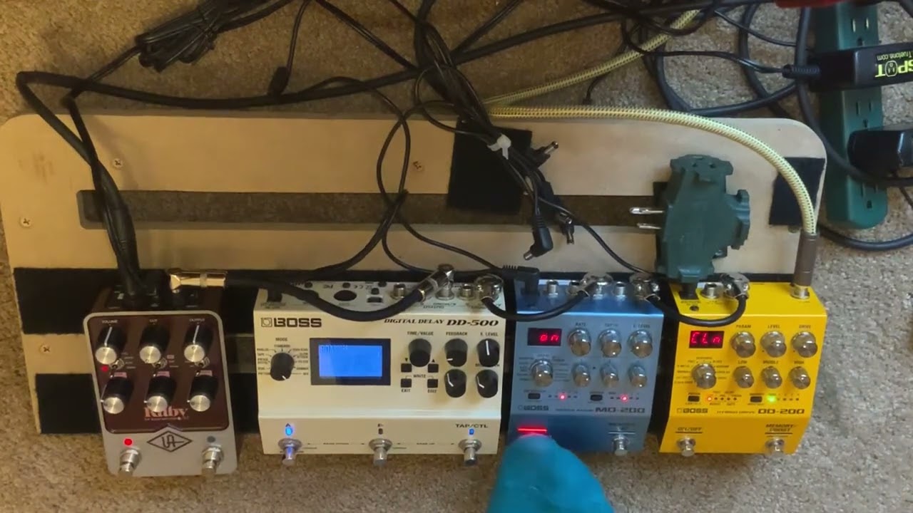 Ampless Guitar Rig. UA Ruby Vox AC 30, Boss DD-500, MD-200DD-200