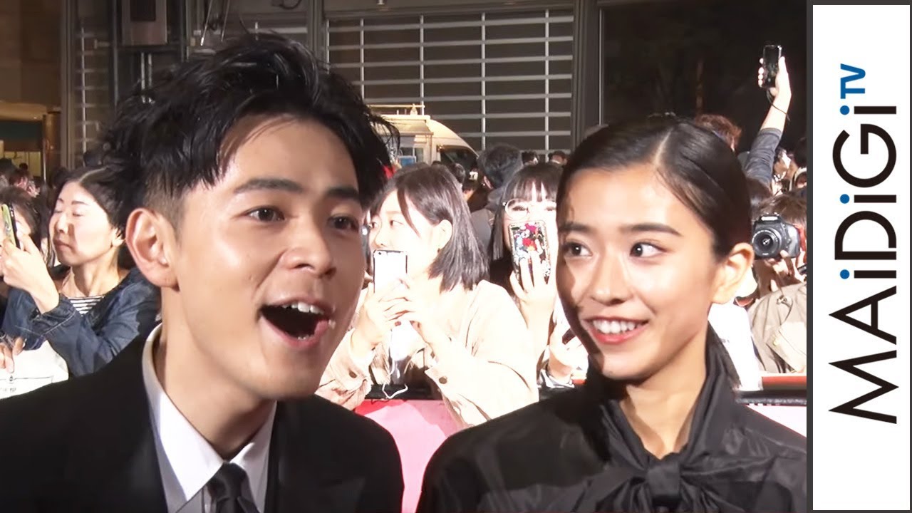 成田凌、流ちょうな中国語であいさつ　黒島結菜も驚き！　「カツベン！」レッドカーペット