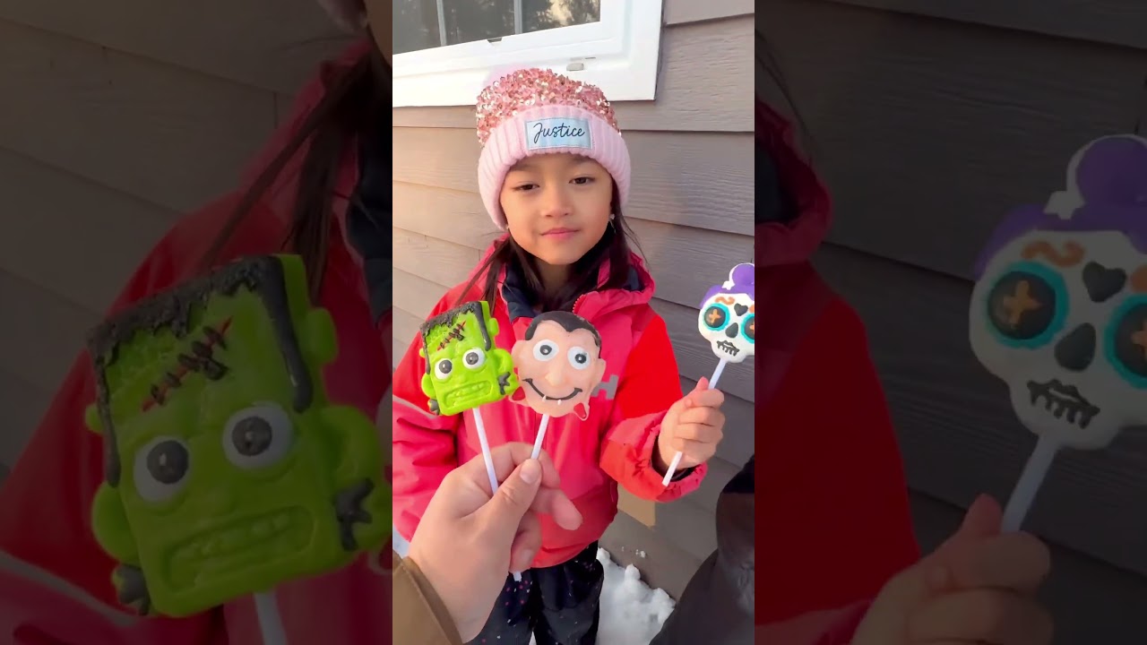 lollipop surprise for baby 👶🏻❤️✅🌈☃️🍭😱
